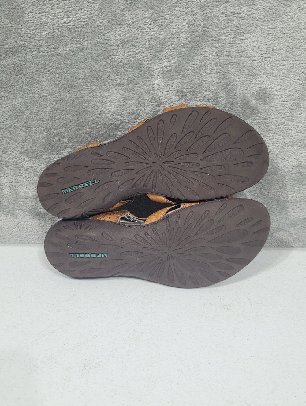 Merrell Strappy Leather Sandals Womens Size 9 Brown Tan Buckle - Picture 7 of 9